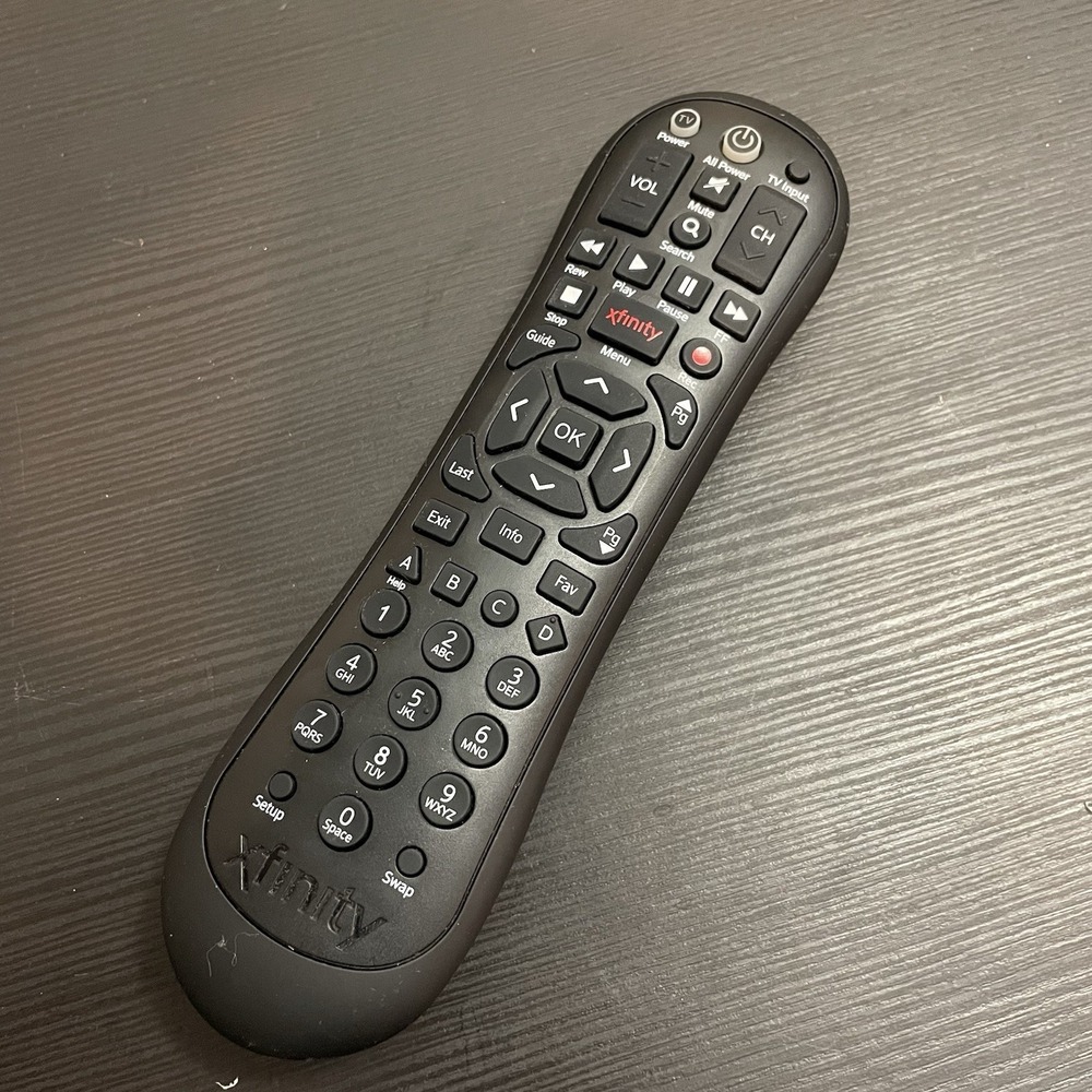 ✅Xfinity XR2 V3-R Pre-Owned Cable Box Remote Control #️⃣Z08-0782